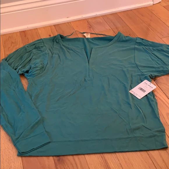 Free people Olivia glitter pleaded top - Picture 3 of 6